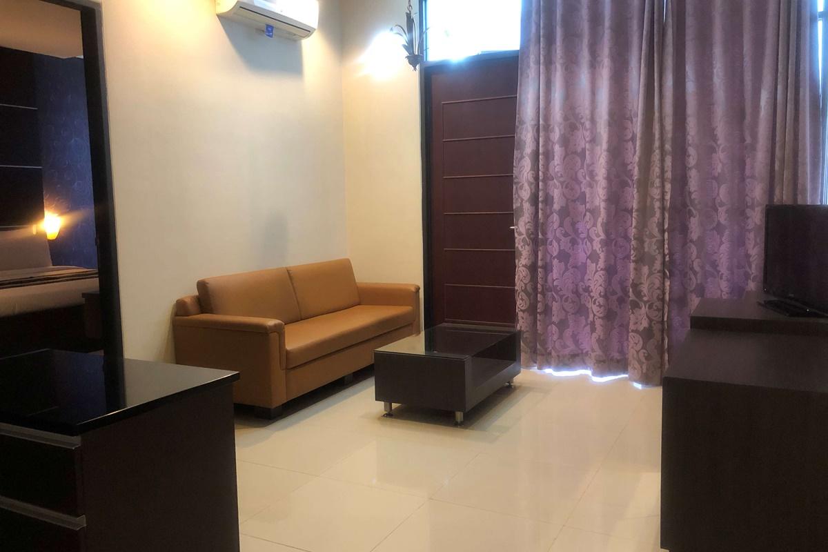 Kyriad Sadurengas Hotel Tanah Grogot Exterior foto